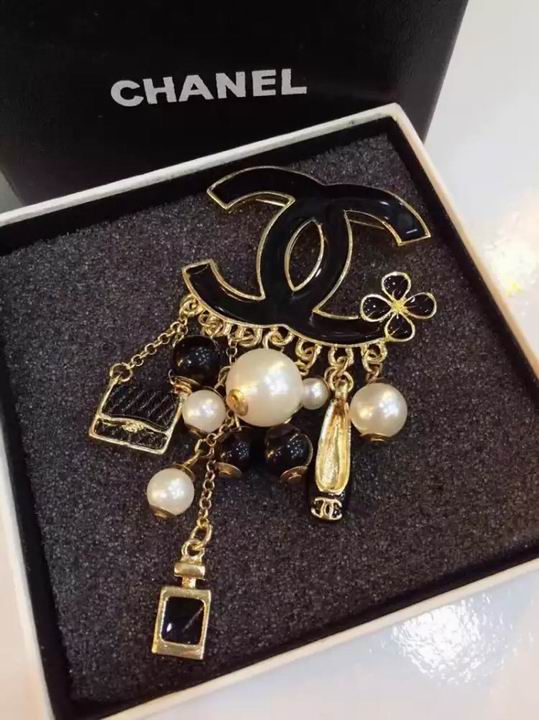 Spilla Chanel Modello 1